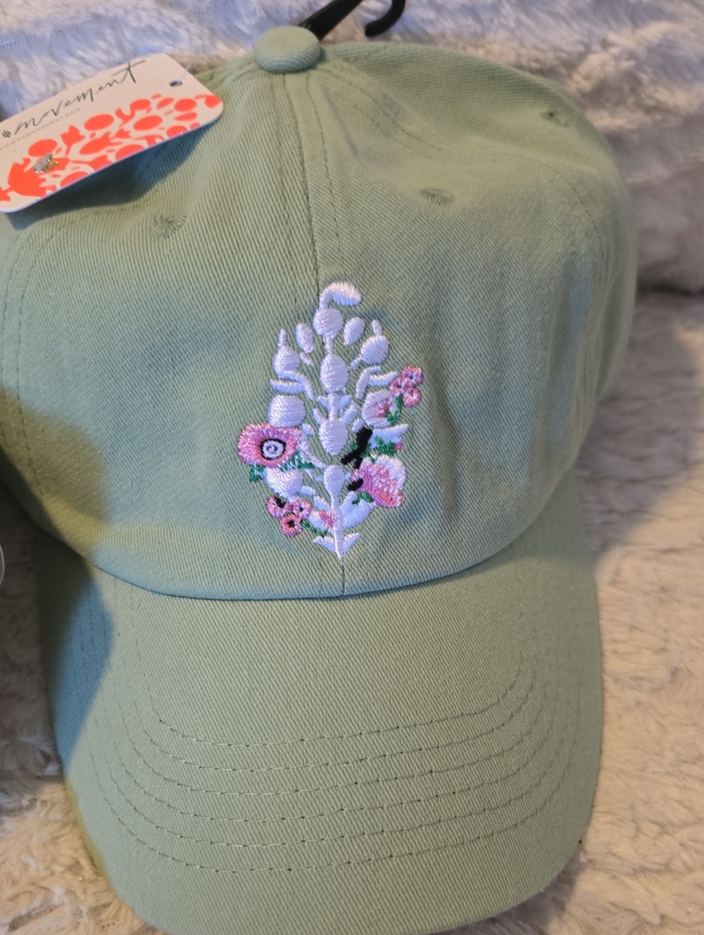 Free People Mint Green Floral Embroidered Cap With 3 Pair FP socks - Picture 3 of 9